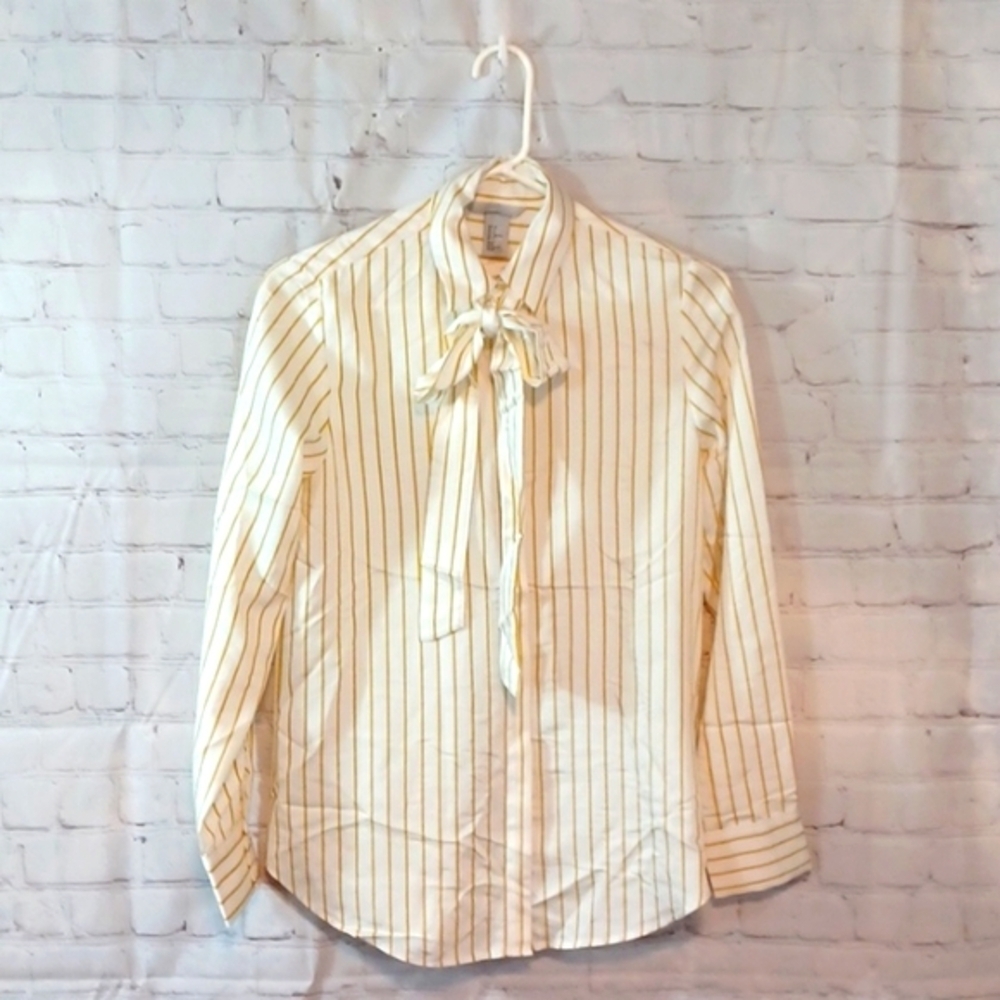 Womans H&M White Fabrinque Soft Long Sleeve Blouse Boe  Tye 0X Small NWT